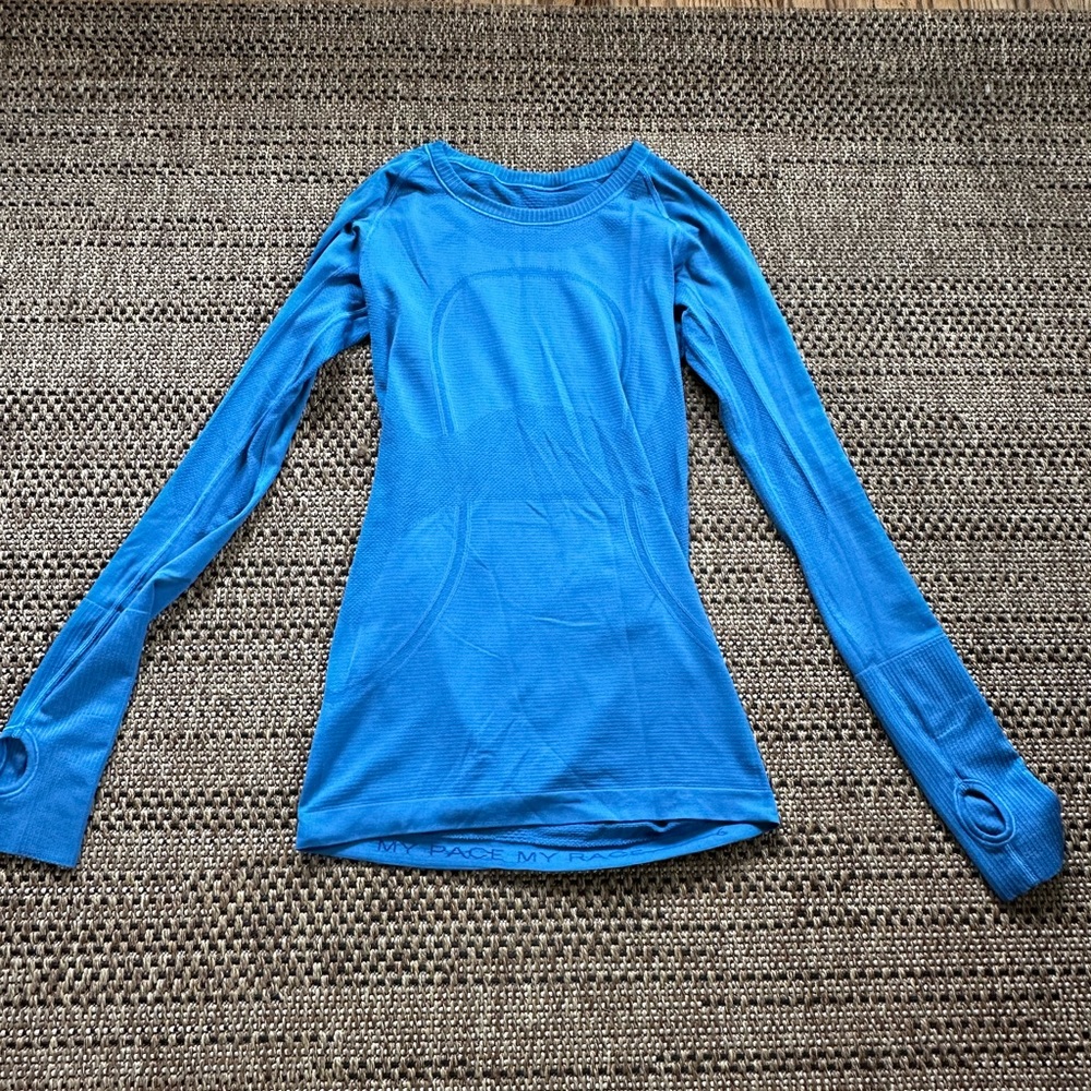 Lululemon long sleeve running shirt
